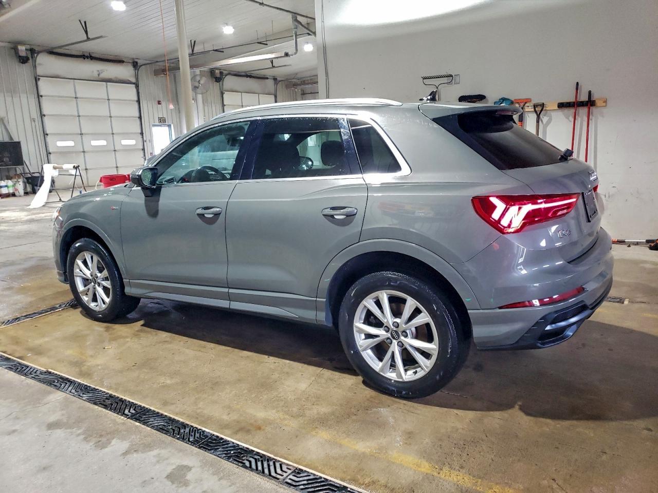 2021 AUDI Q3