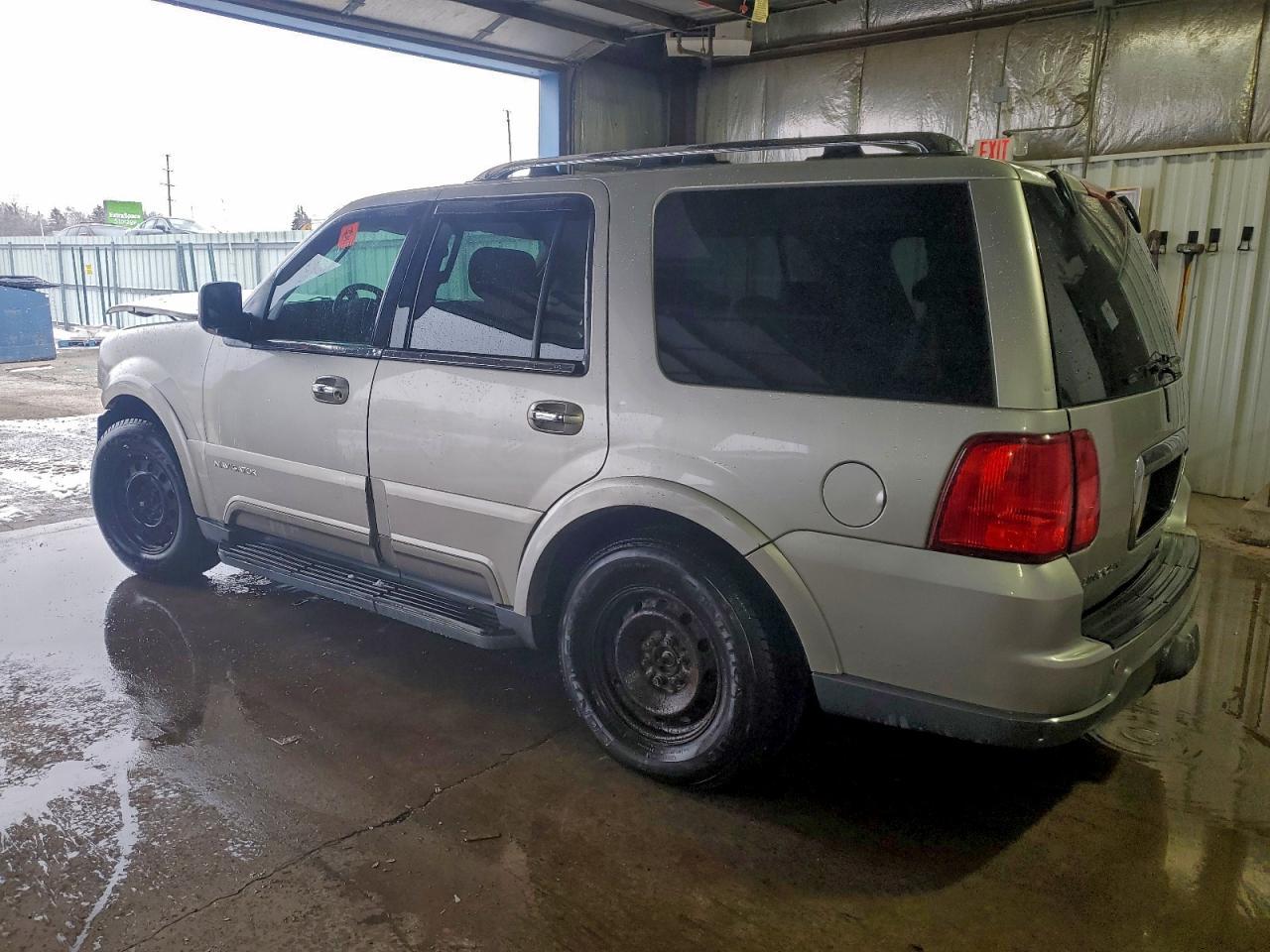 2004 LINCOLN Navigator