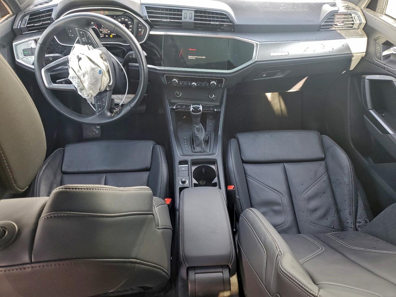 2024 AUDI Q3