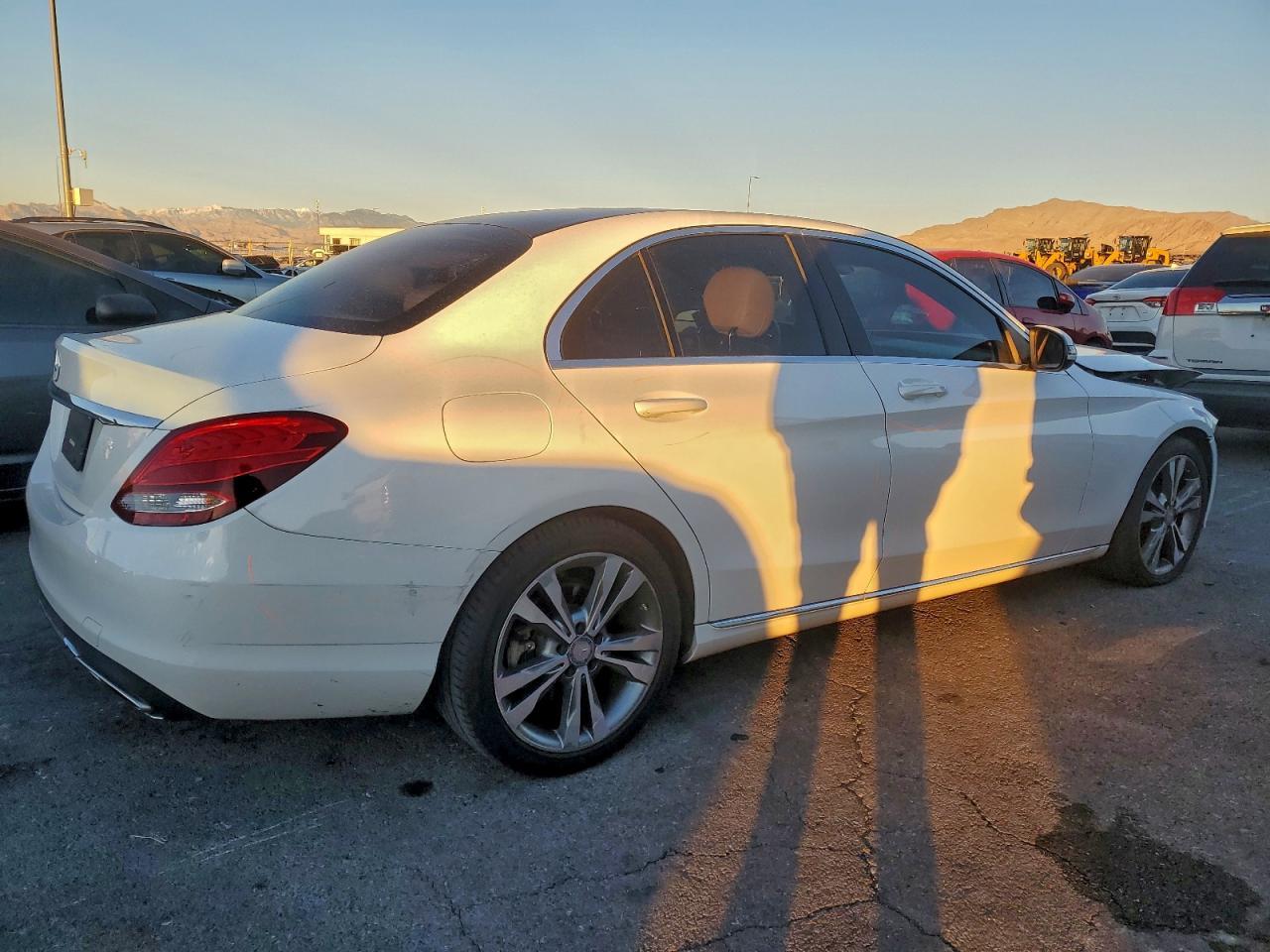 2016 MERCEDES-BENZ C-CLASS