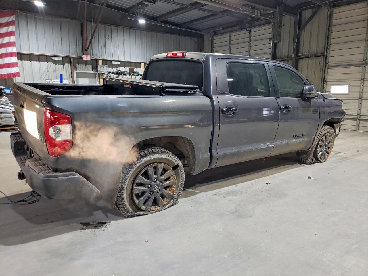 2016 TOYOTA TUNDRA