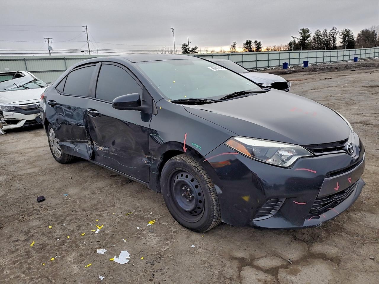 2016 TOYOTA COROLLA