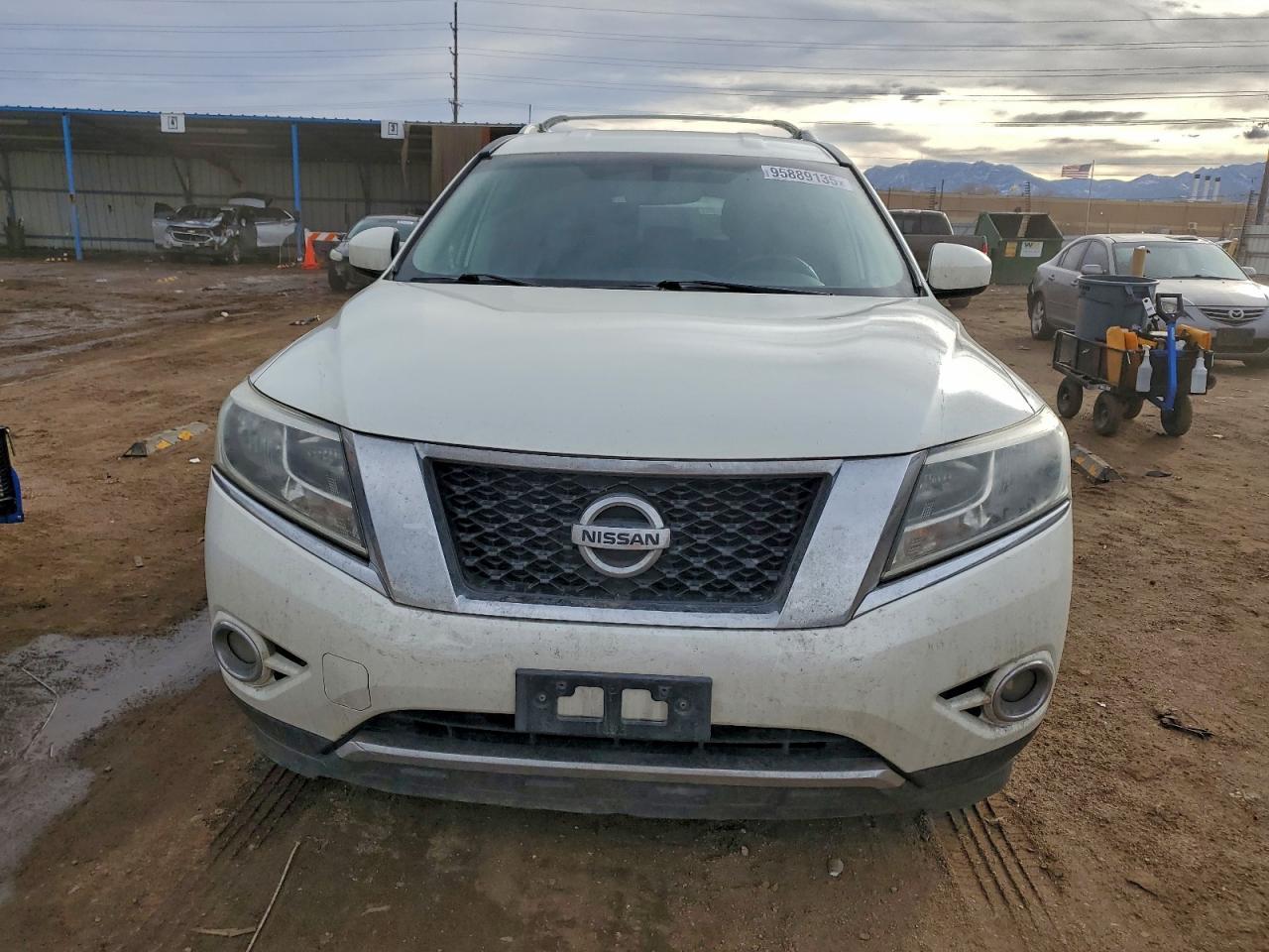 2016 NISSAN PATHFINDER
