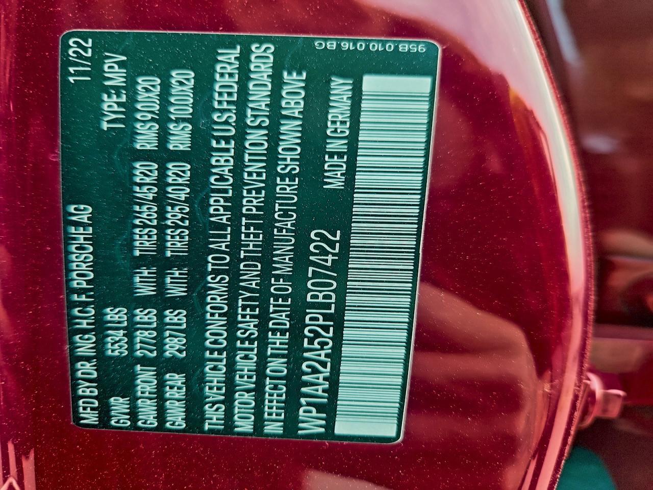 2023 PORSCHE Macan