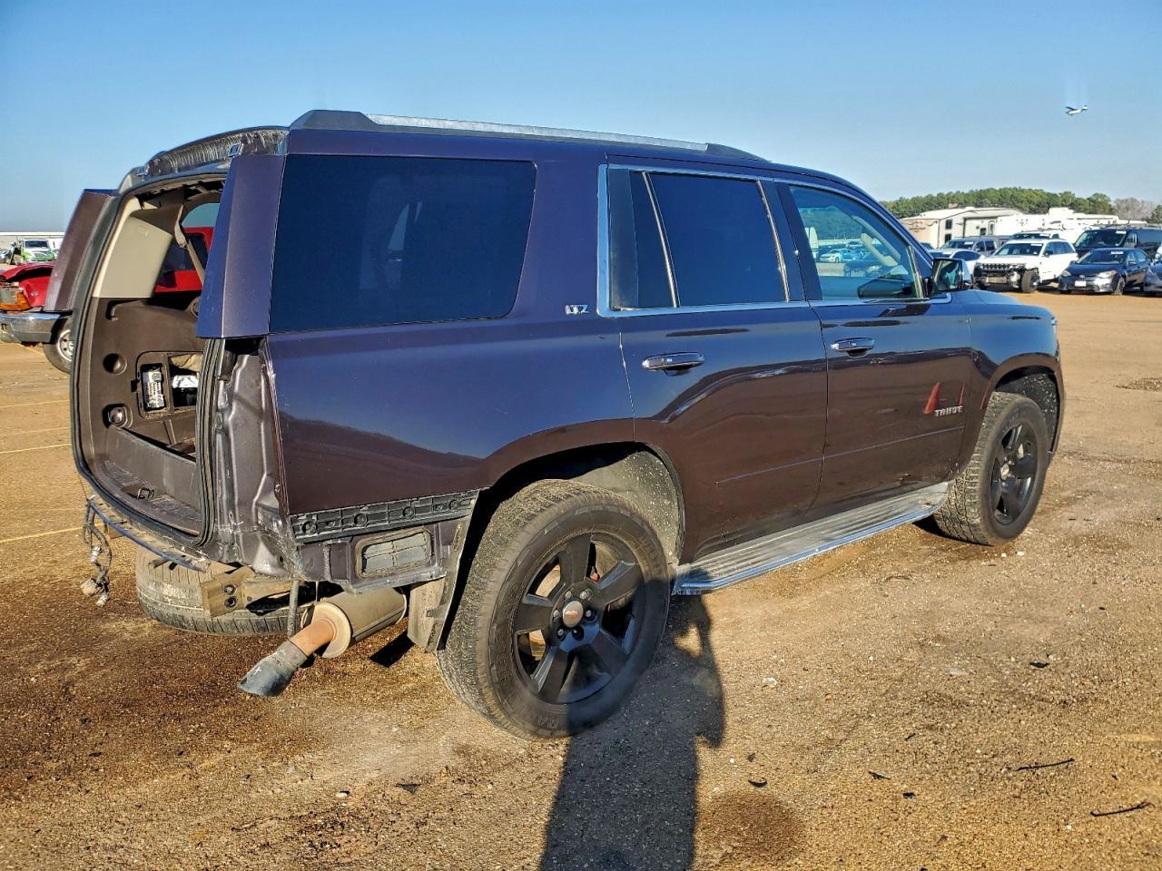 2015 CHEVROLET Tahoe