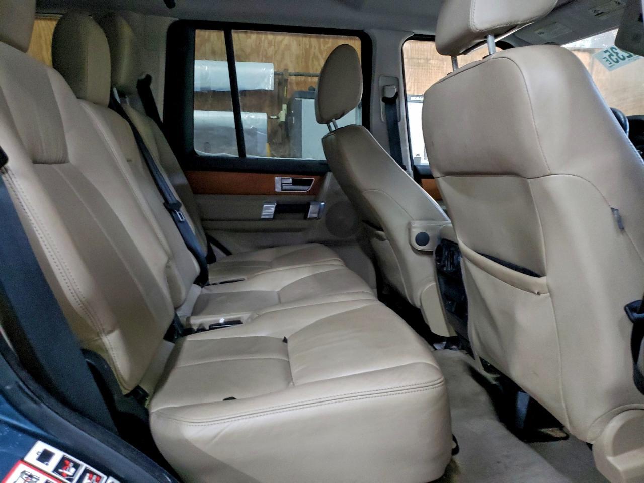 2011 LAND ROVER LR4