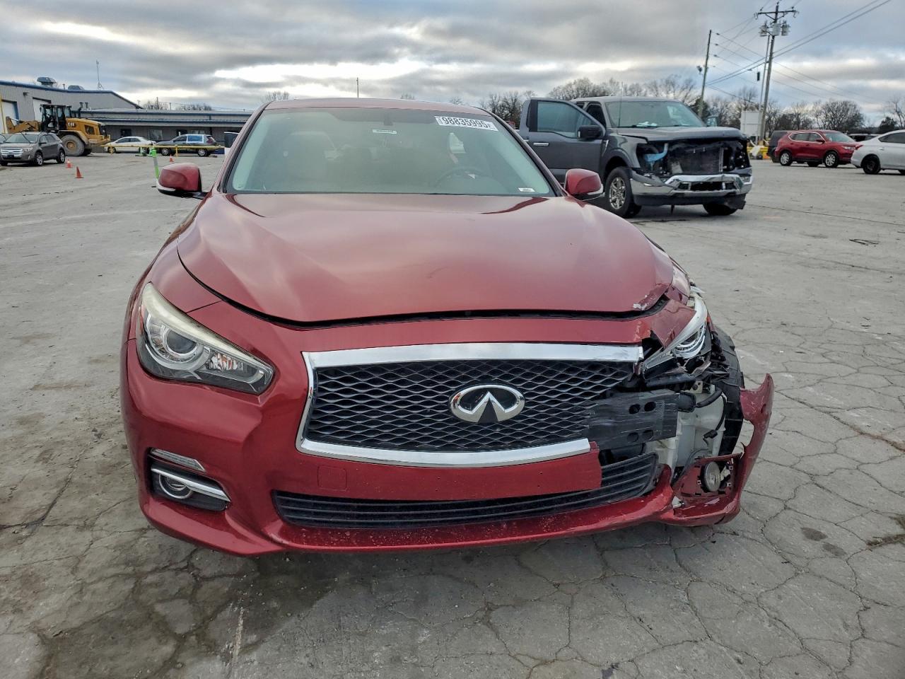 2016 INFINITI Q50