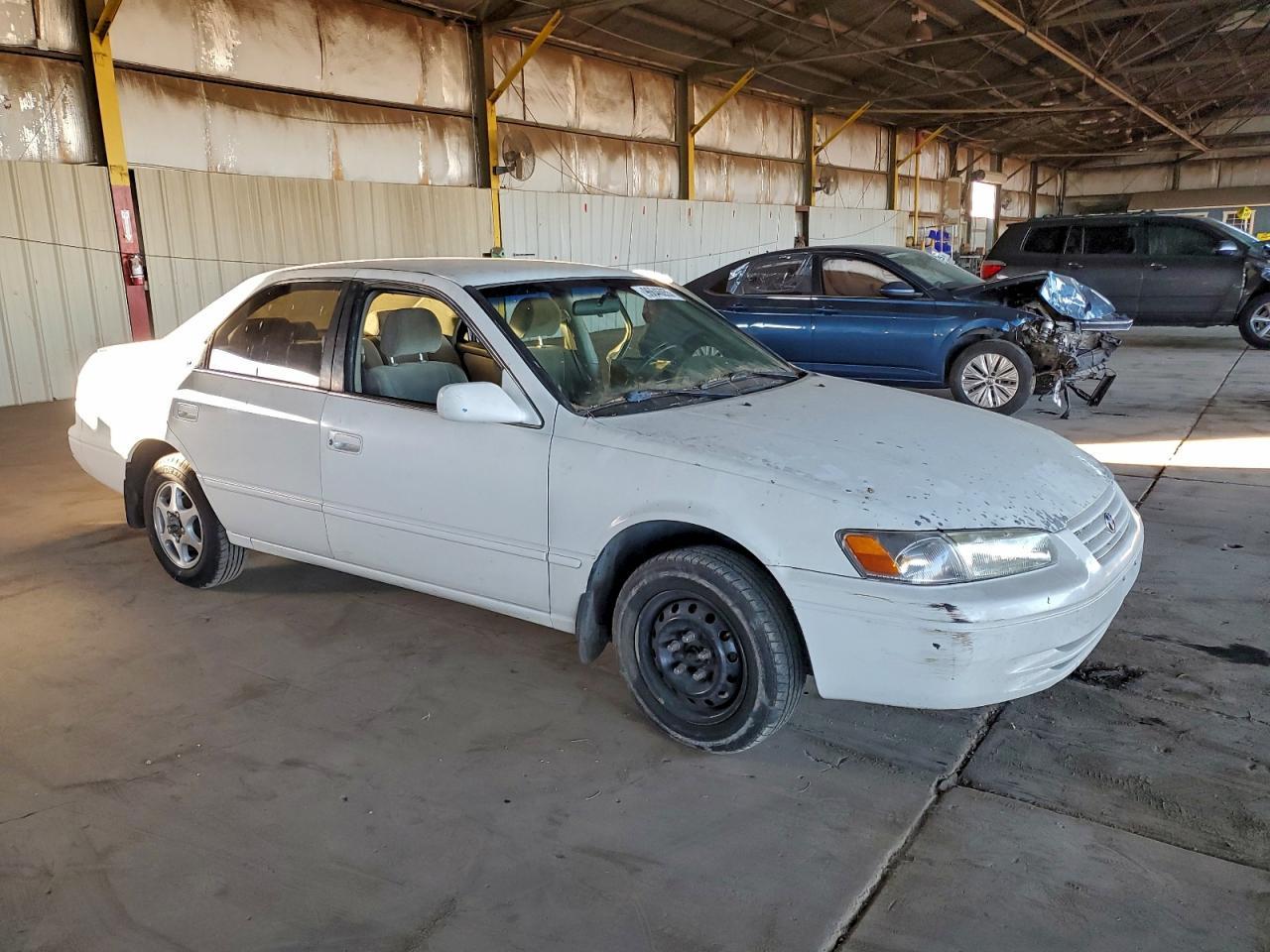 1998 TOYOTA CAMRY