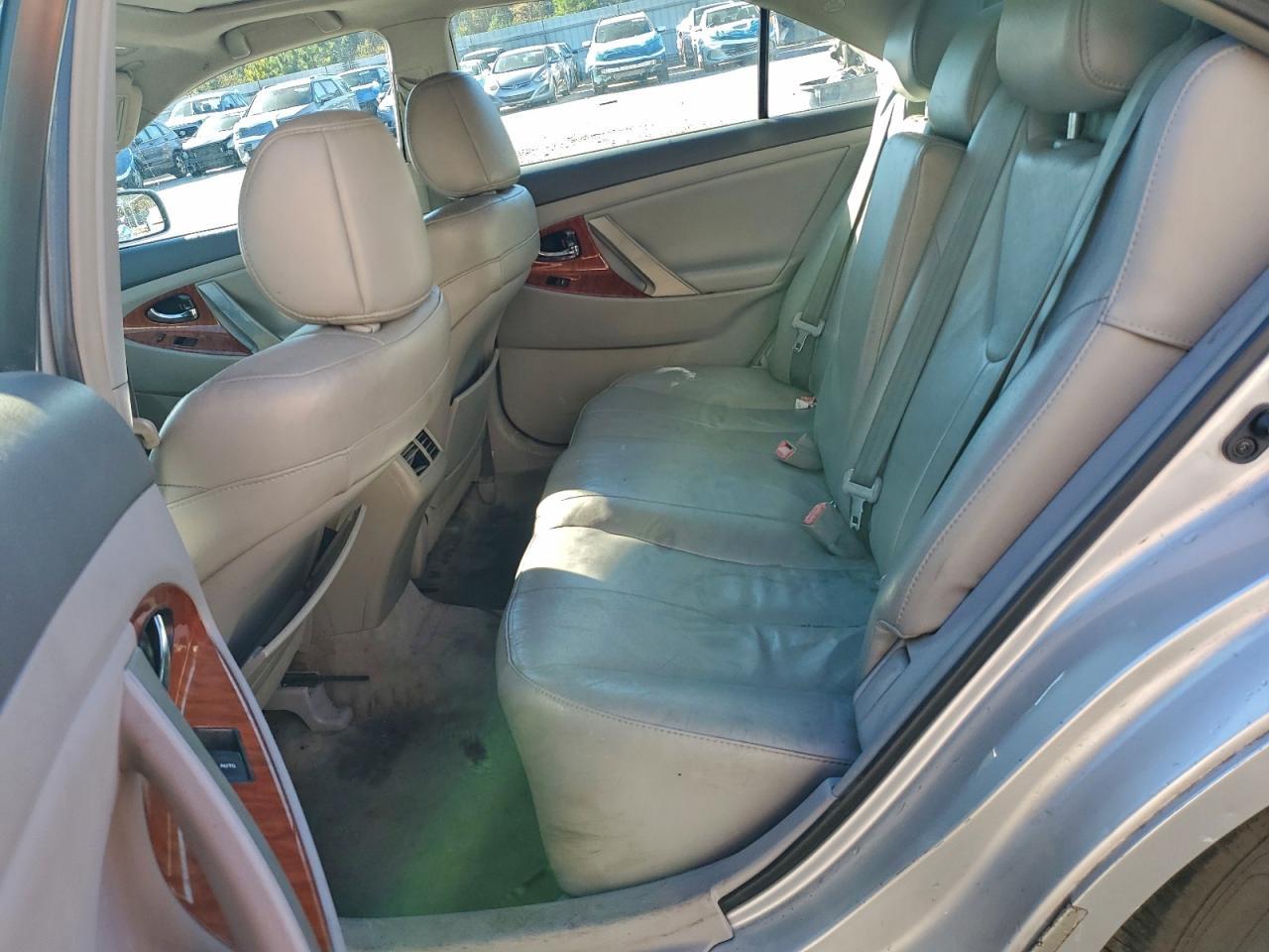 2011 TOYOTA CAMRY