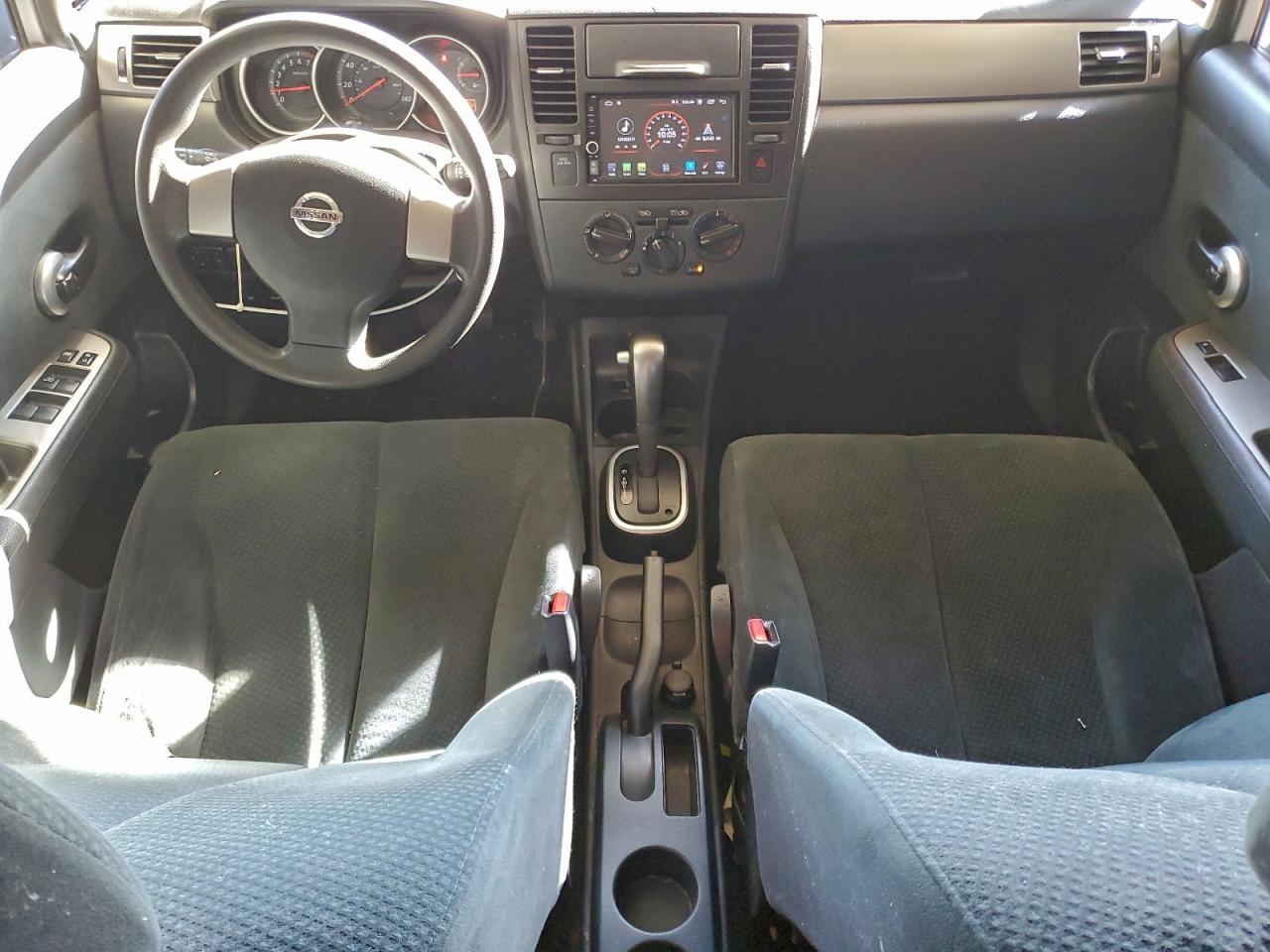 2011 NISSAN VERSA