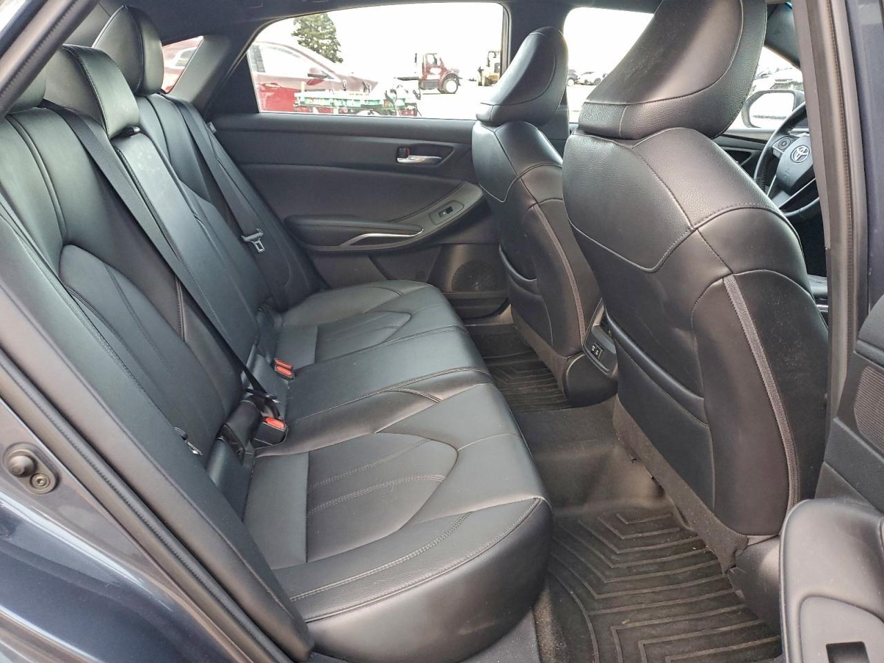 2022 TOYOTA Avalon