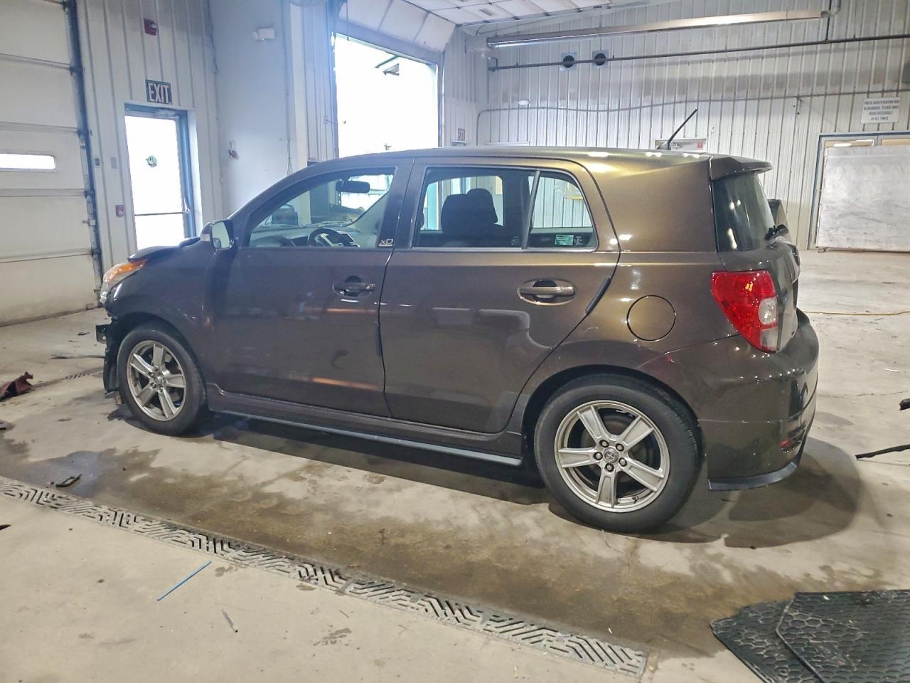 2011 TOYOTA SCION