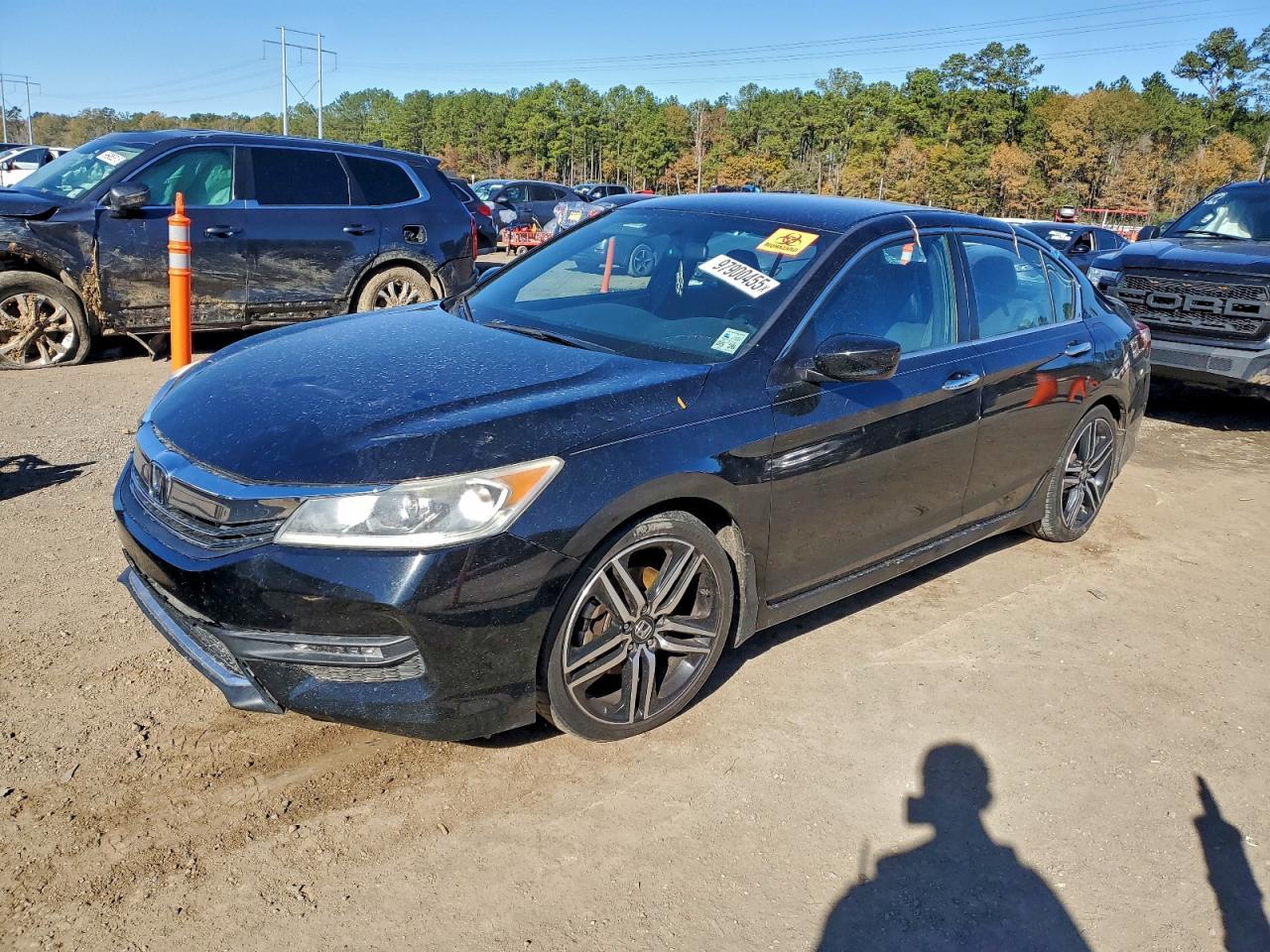 2016 HONDA ACCORD