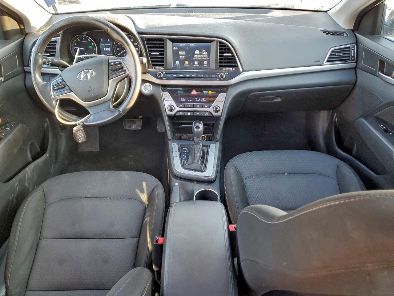 2017 HYUNDAI ELANTRA