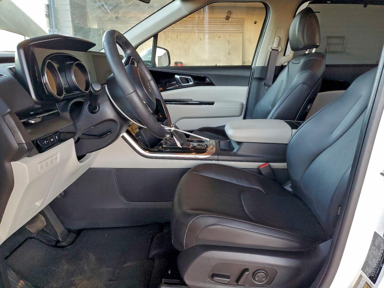 2024 KIA Carnival