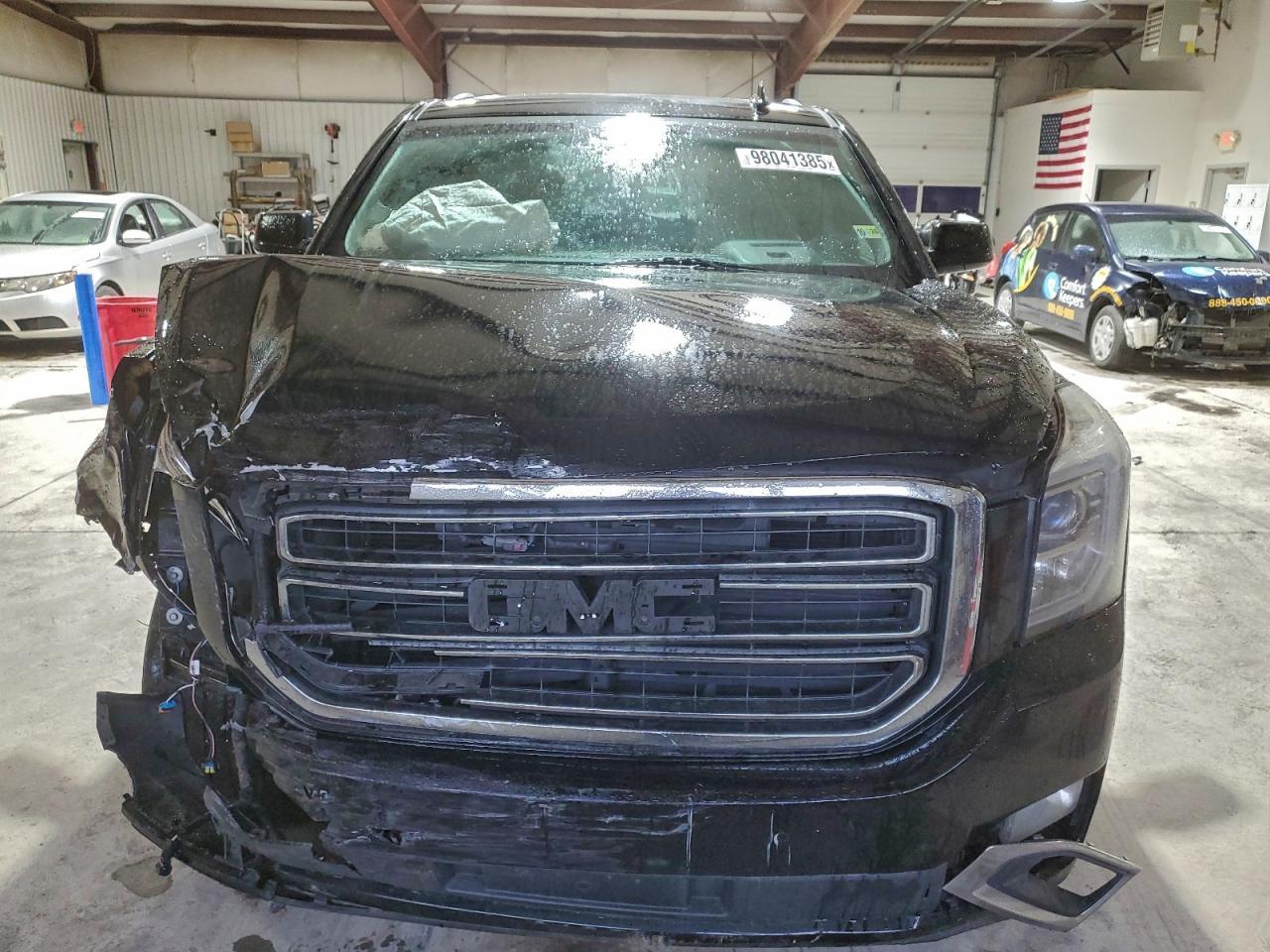 2017 GMC Yukon