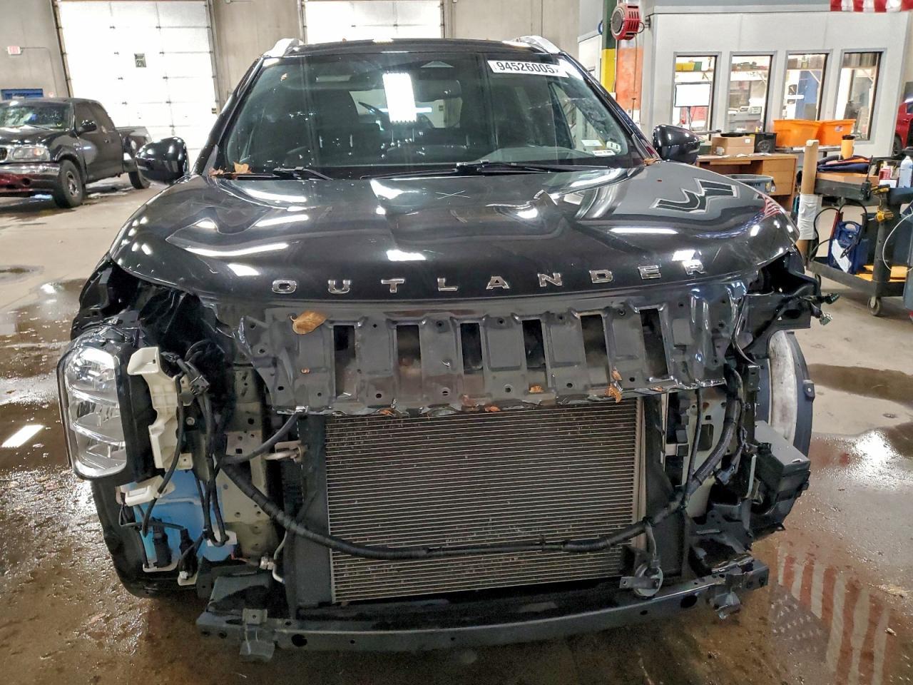2022 MITSUBISHI outlander