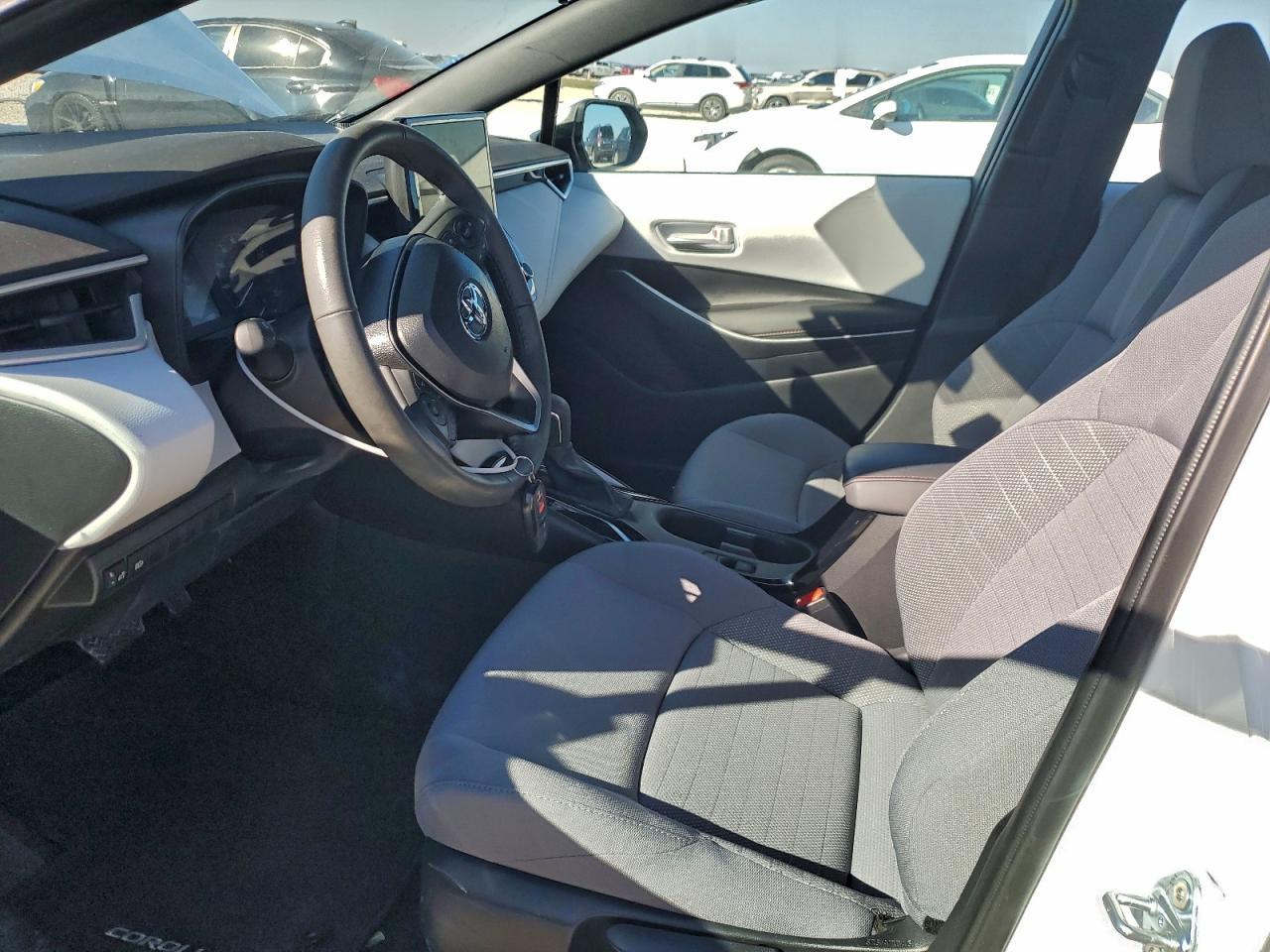 2025 TOYOTA COROLLA
