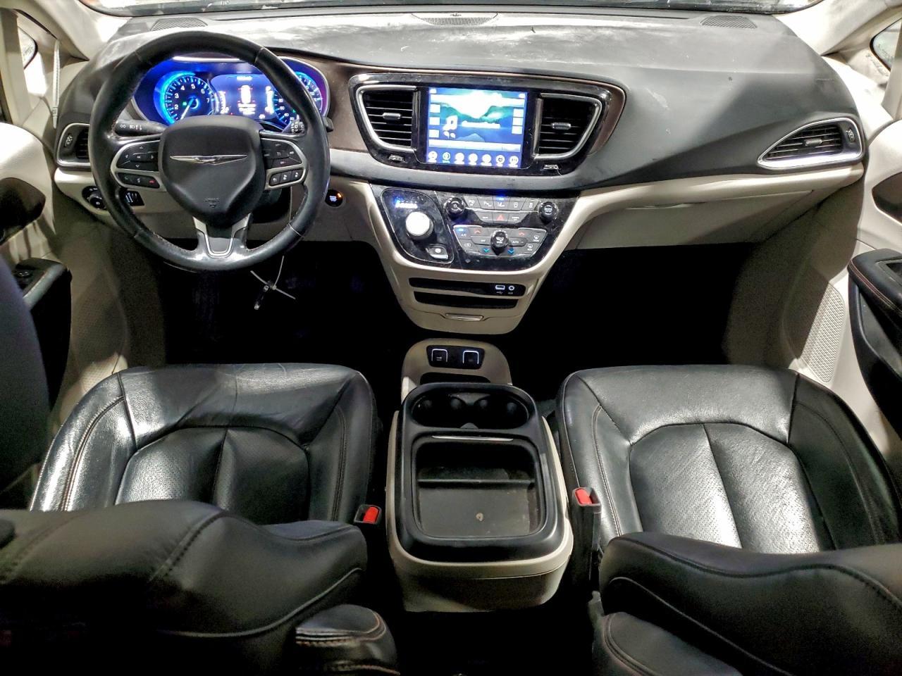 2019 CHRYSLER Pacifica
