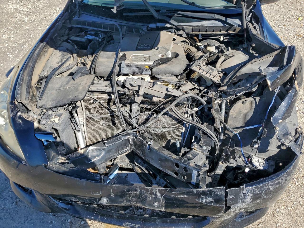 2011 INFINITI G37