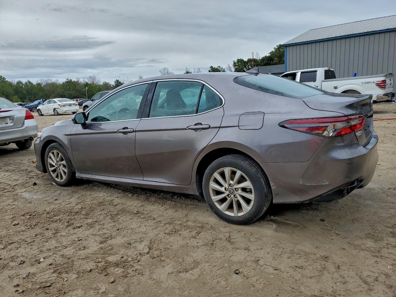 2023 TOYOTA CAMRY