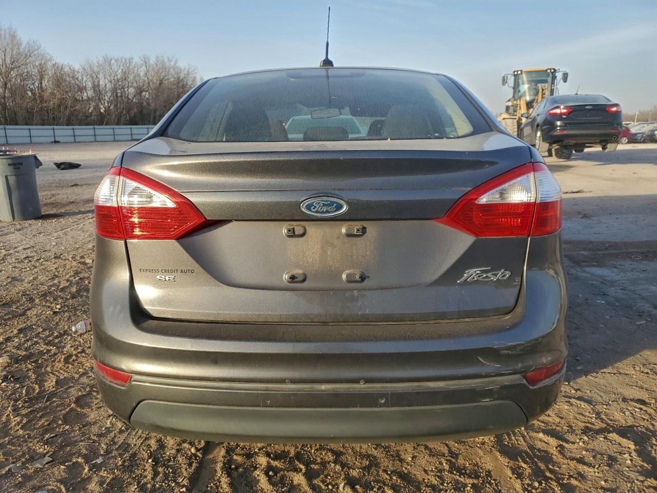 2015 FORD Fiesta