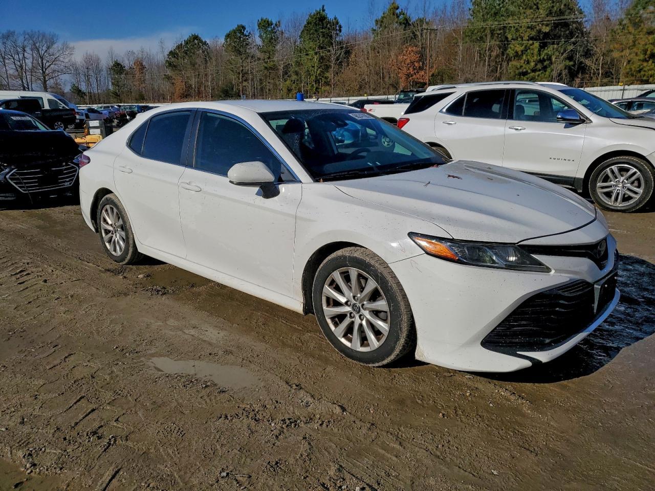 2019 TOYOTA CAMRY