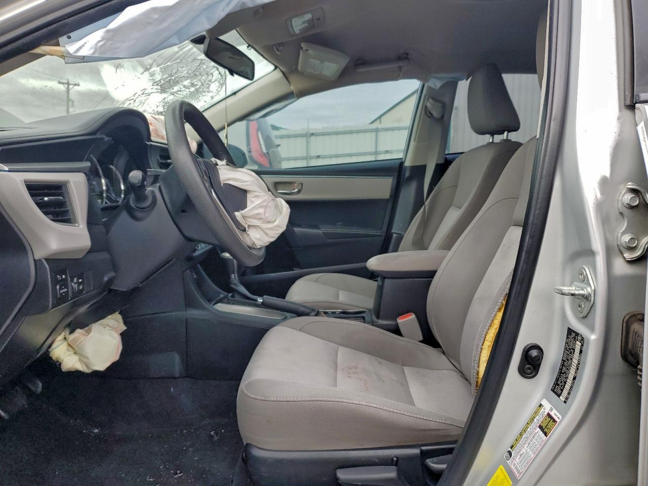 2015 TOYOTA COROLLA