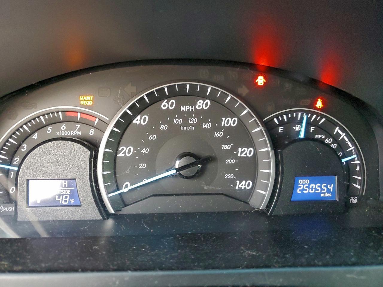 2013 TOYOTA CAMRY