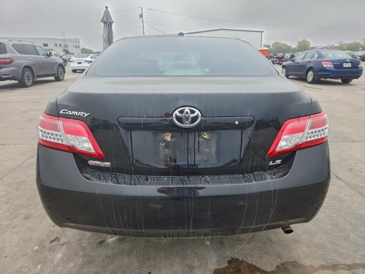 2011 TOYOTA CAMRY