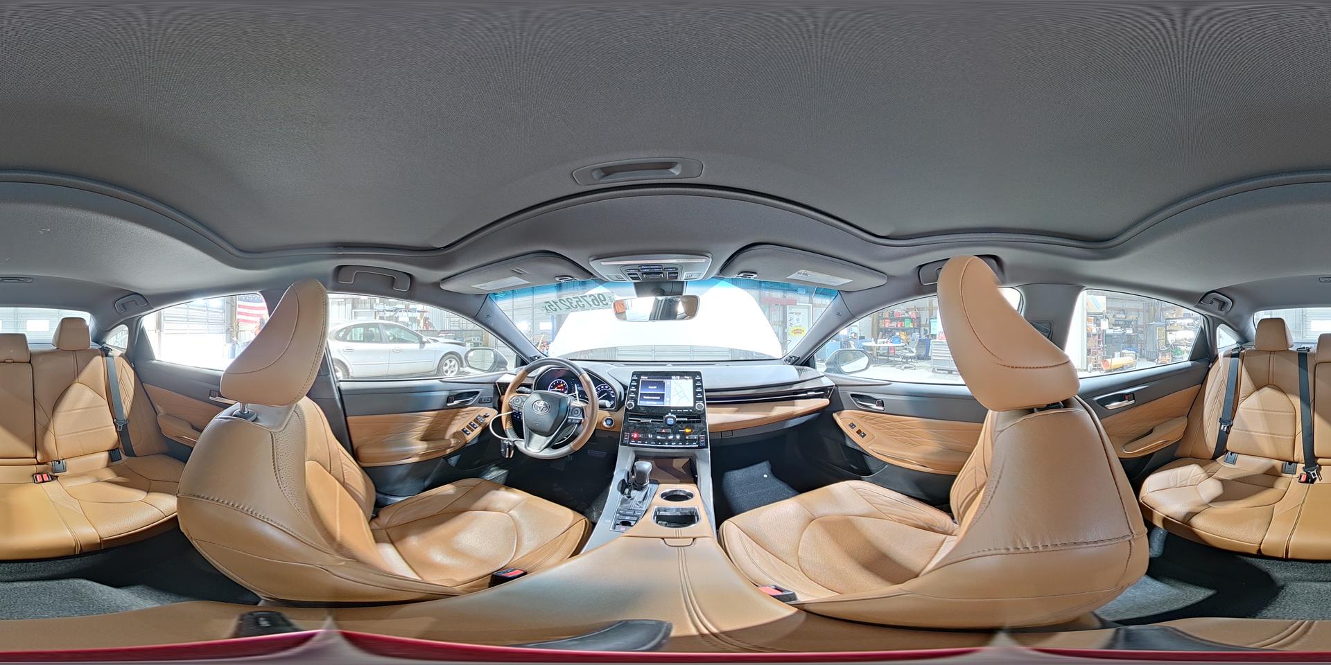 2019 TOYOTA Avalon