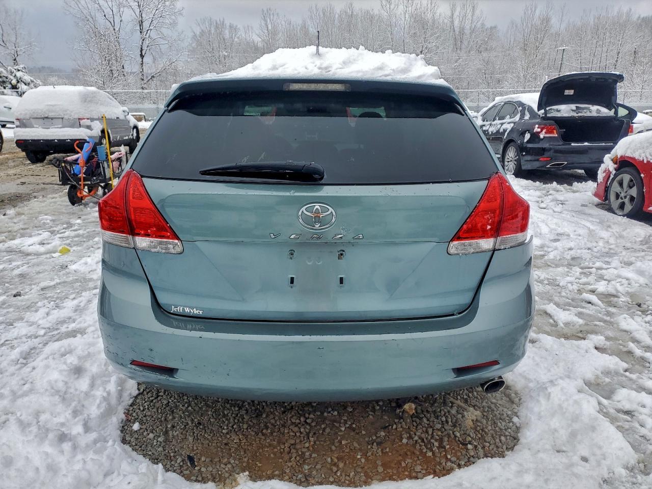 2010 TOYOTA VENZA