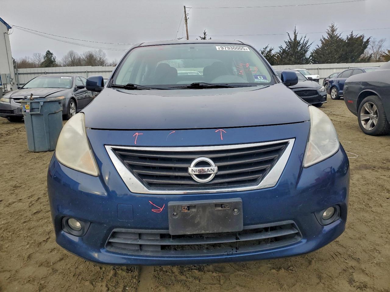 2013 NISSAN VERSA