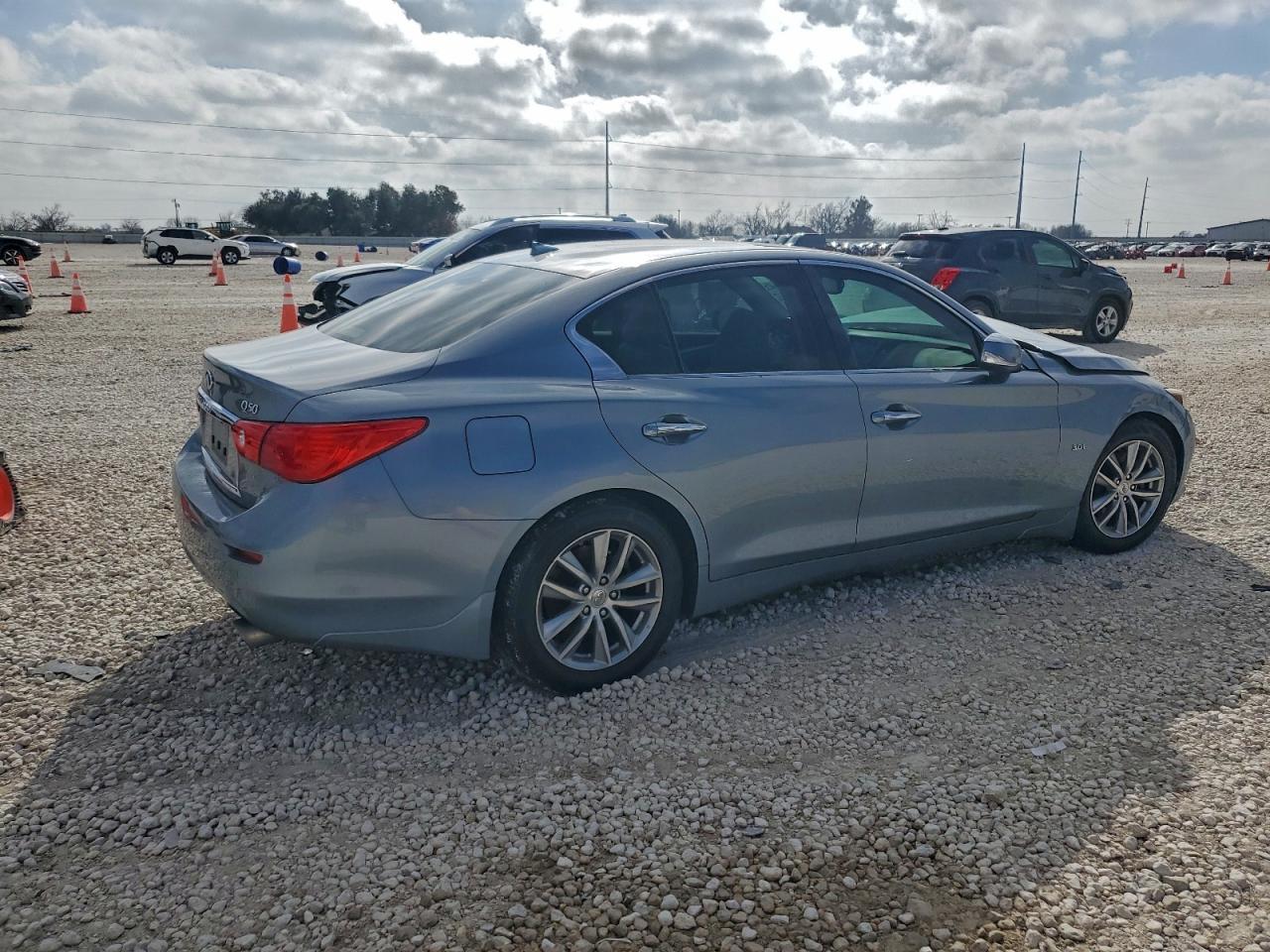2017 INFINITI Q50