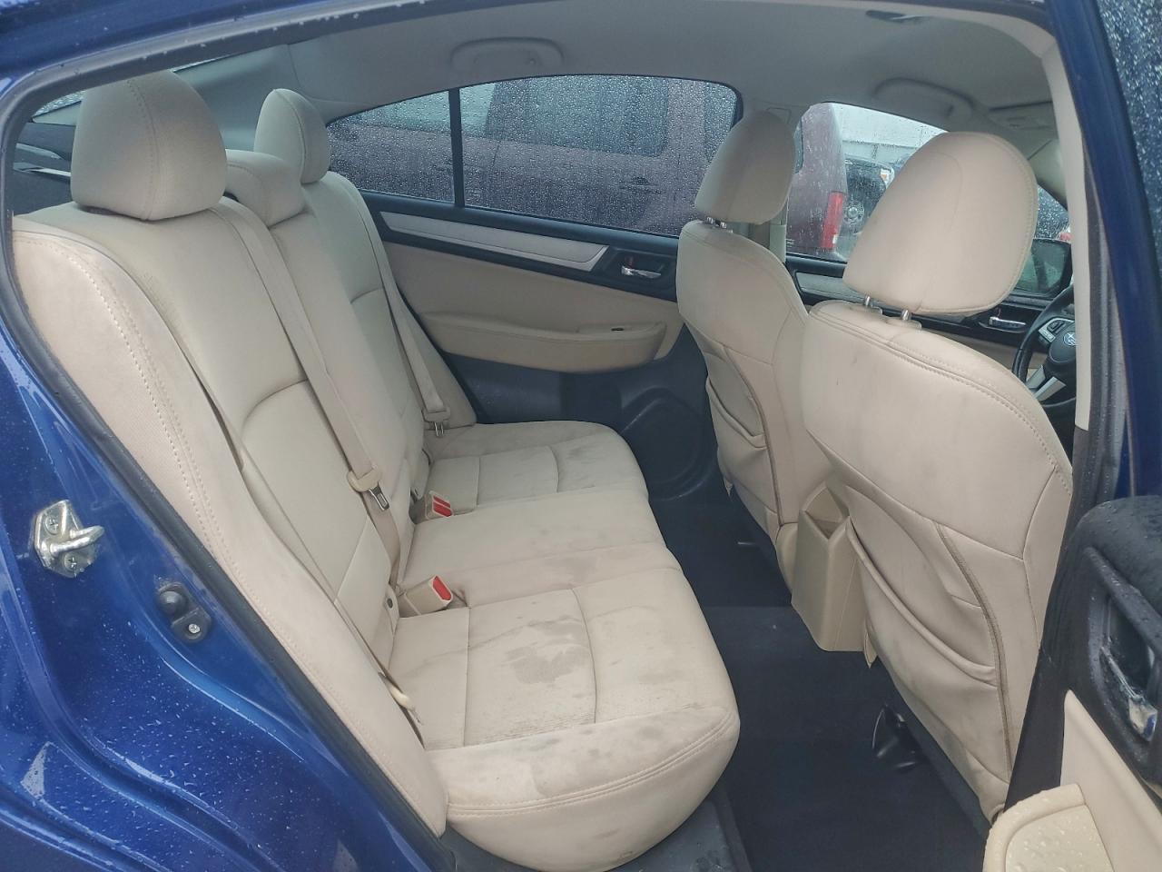 2016 SUBARU Legacy
