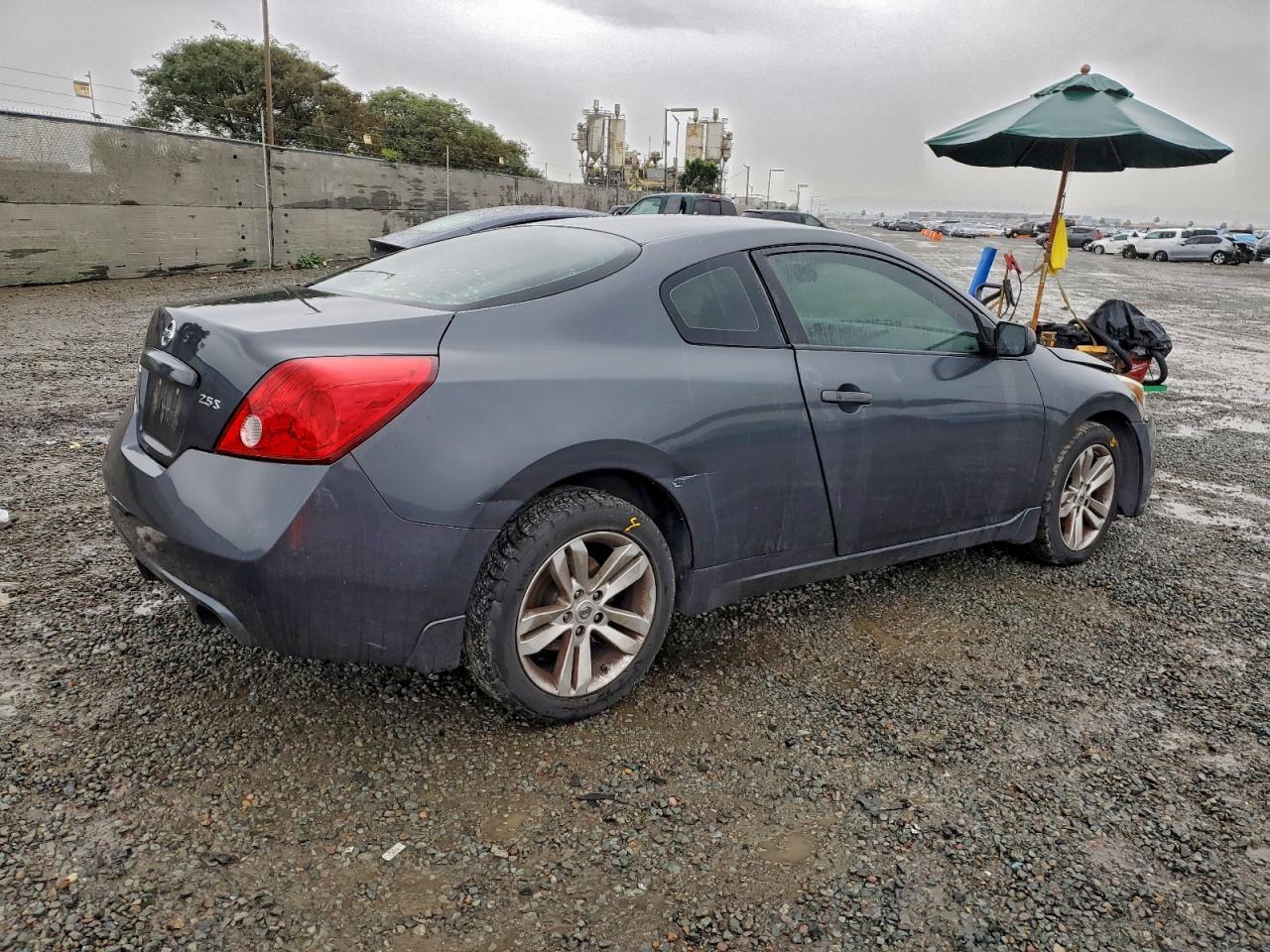2011 NISSAN ALTIMA