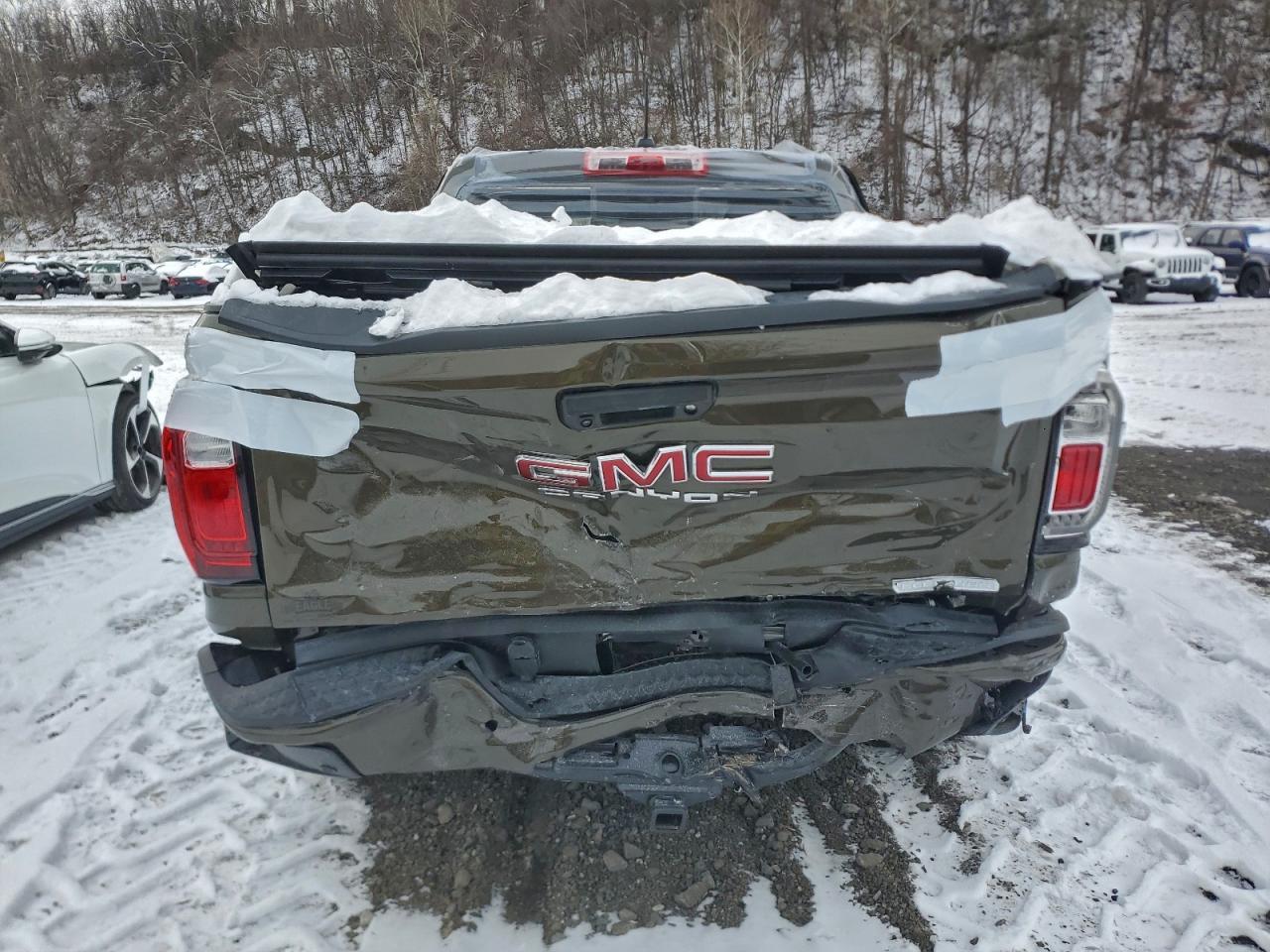 2025 GMC CANYON