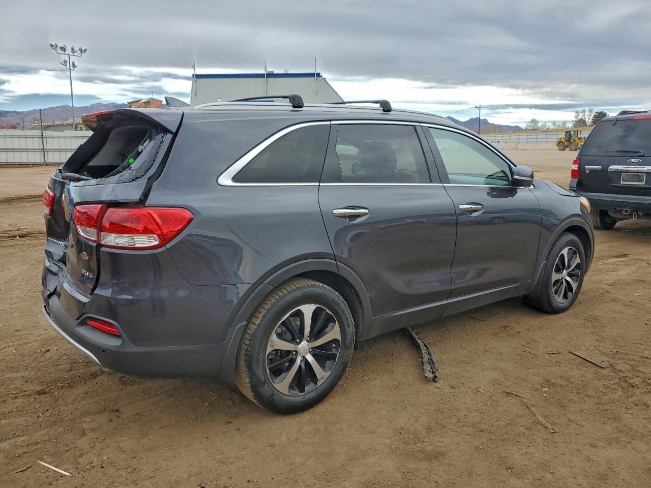 2017 KIA SORENTO