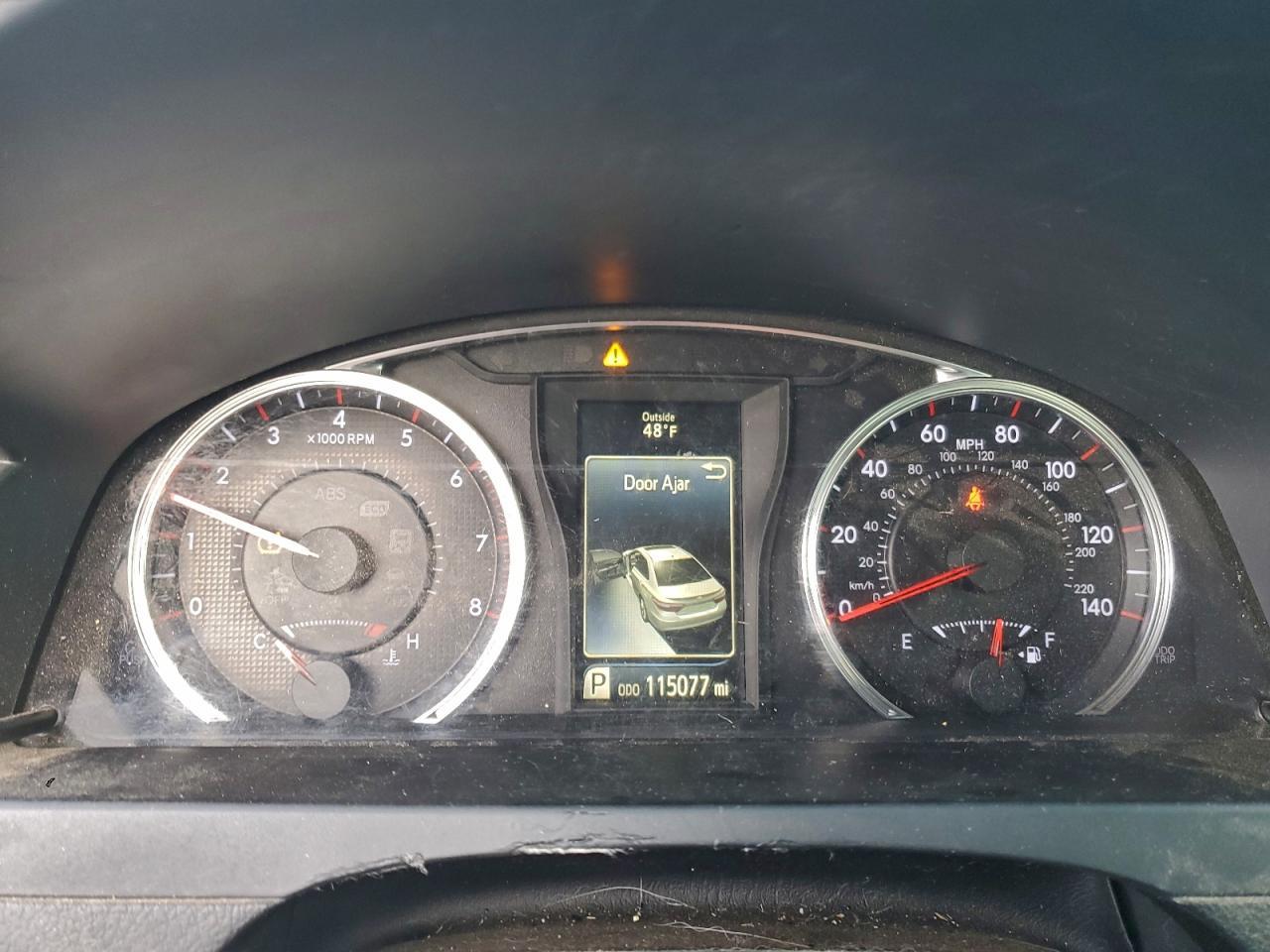 2016 TOYOTA CAMRY