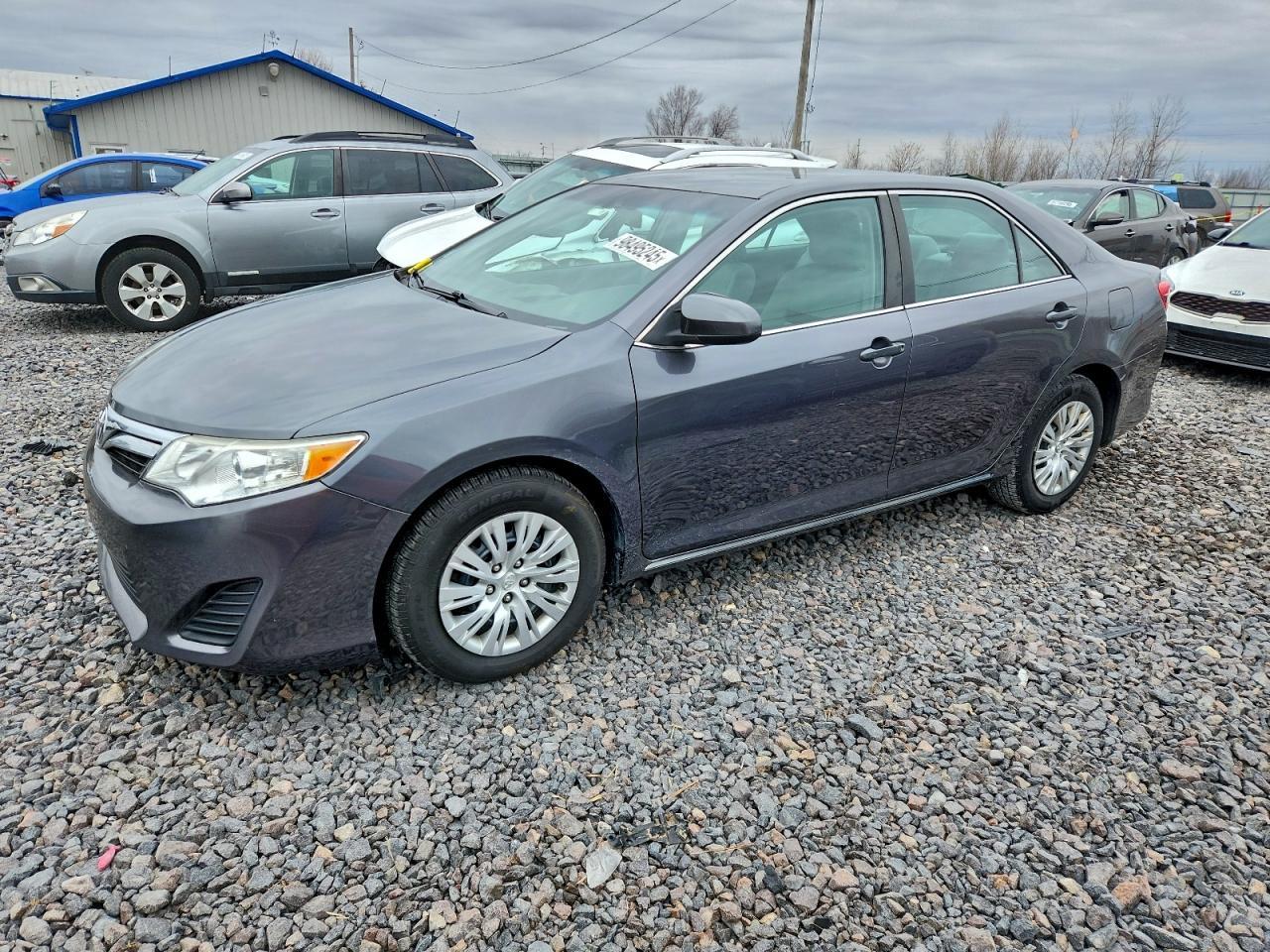 2014 TOYOTA CAMRY