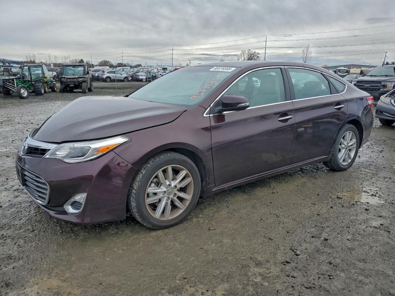 2013 TOYOTA Avalon