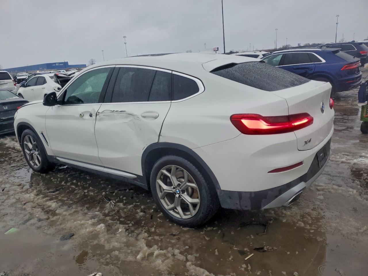 2023 BMW X4
