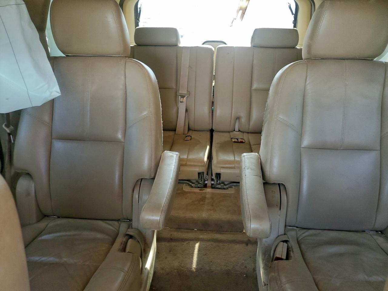 2011 CHEVROLET Tahoe