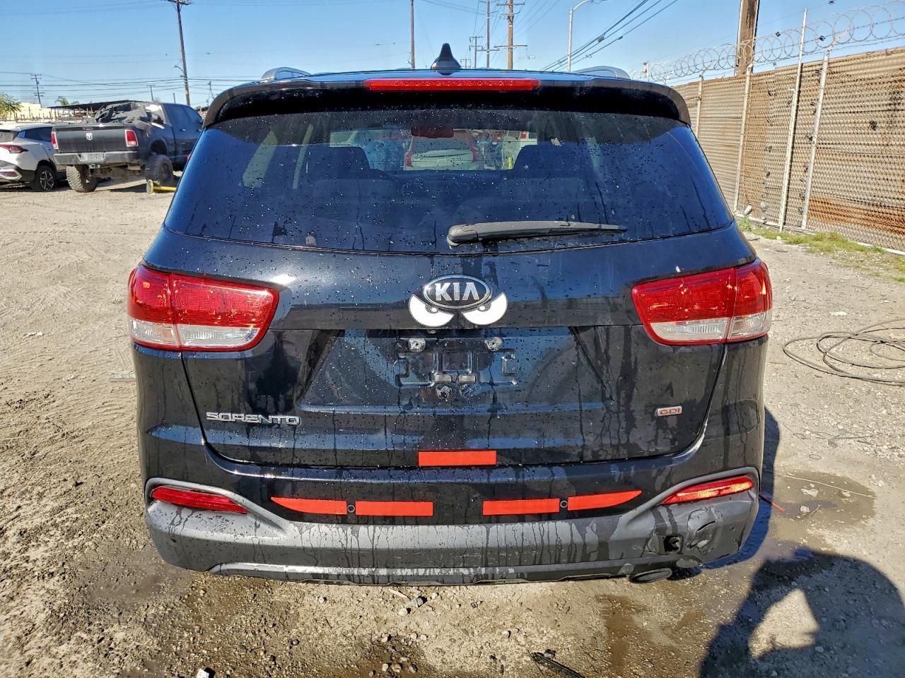 2016 KIA SORENTO