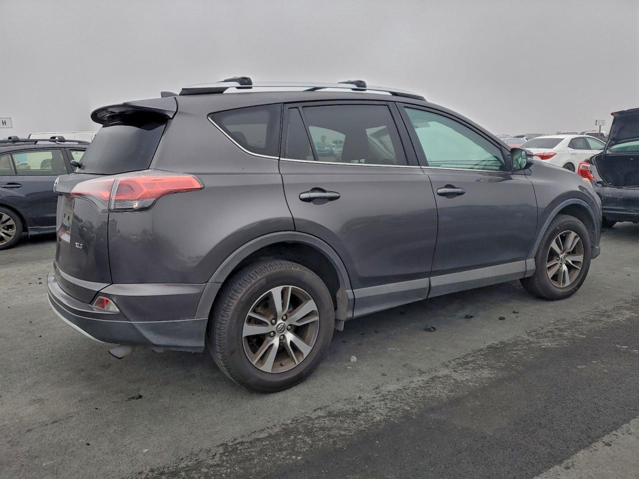 2016 TOYOTA RAV4