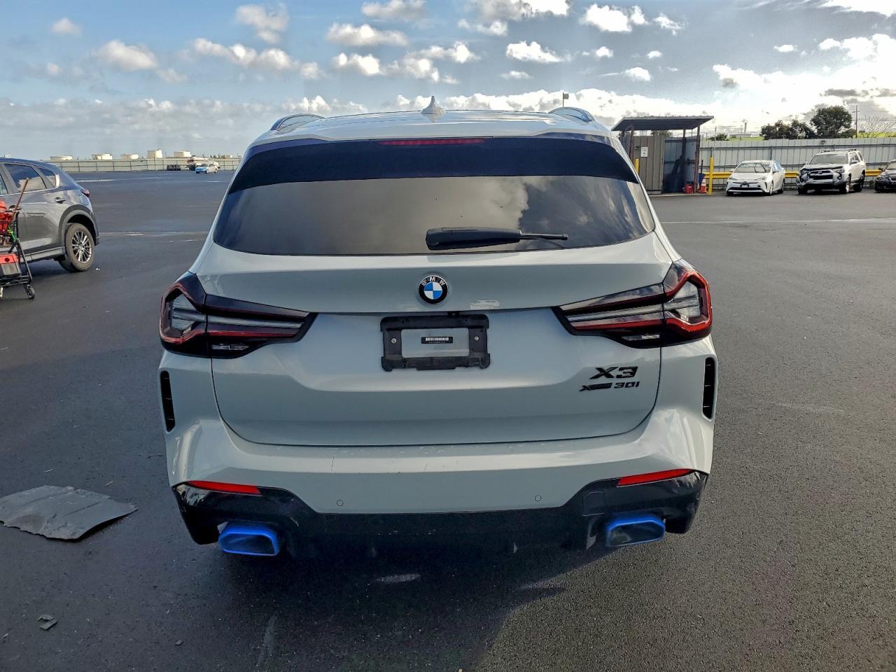 2022 BMW X3