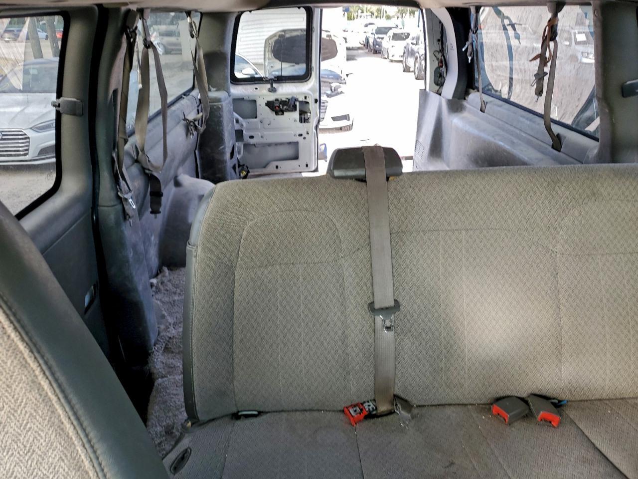 2019 CHEVROLET Express 3500