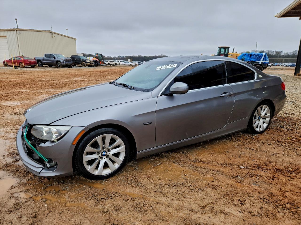 2011 BMW 3 SERIES