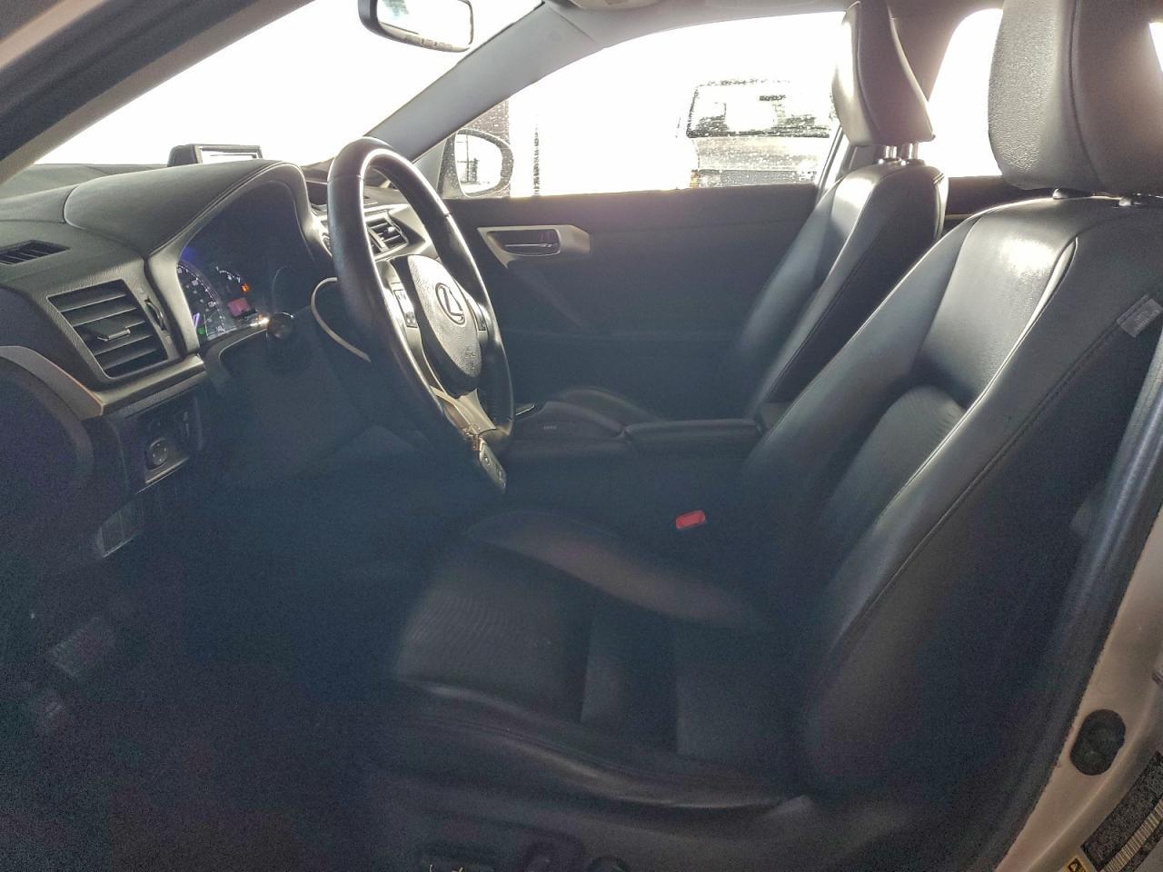 2013 LEXUS CT 200