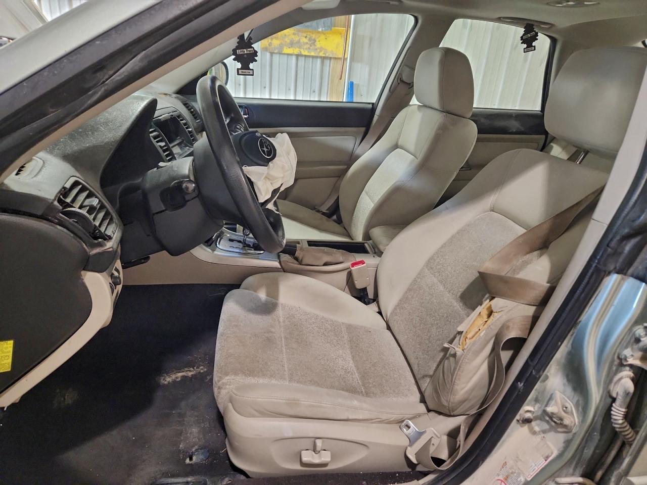 2009 SUBARU Legacy